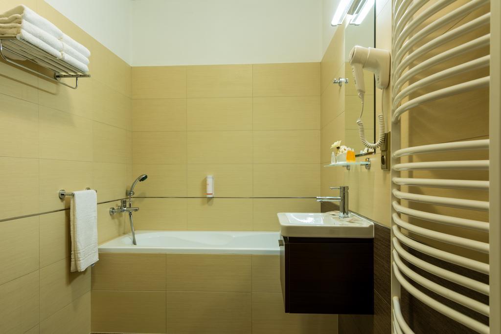 Hotel Luznice Planá nad Lužnicí Δωμάτιο φωτογραφία